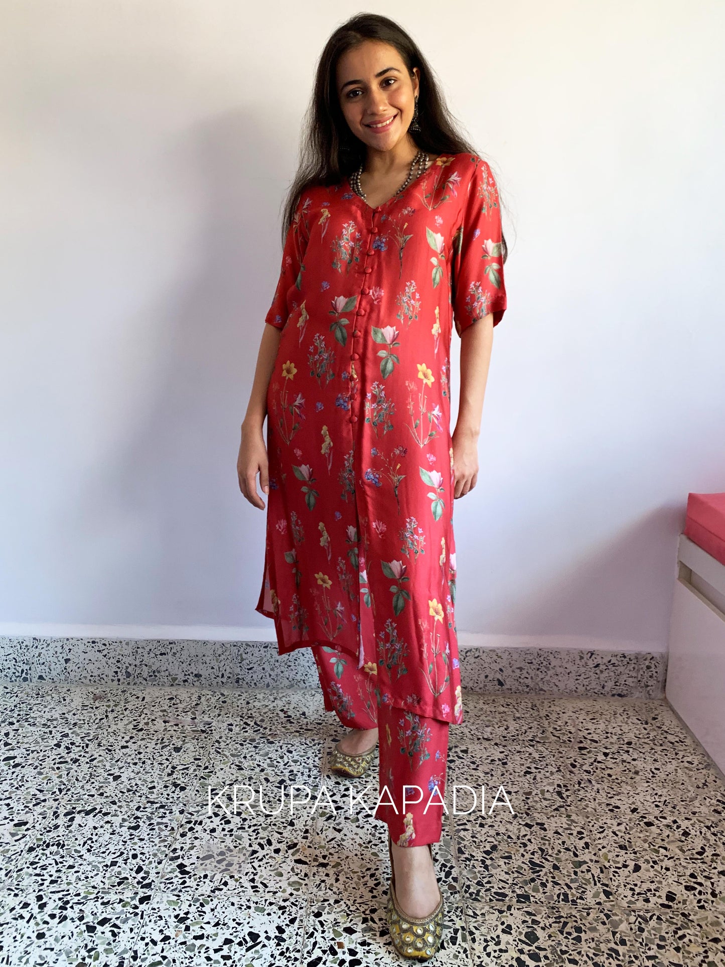 Red straight kurta and pyjama